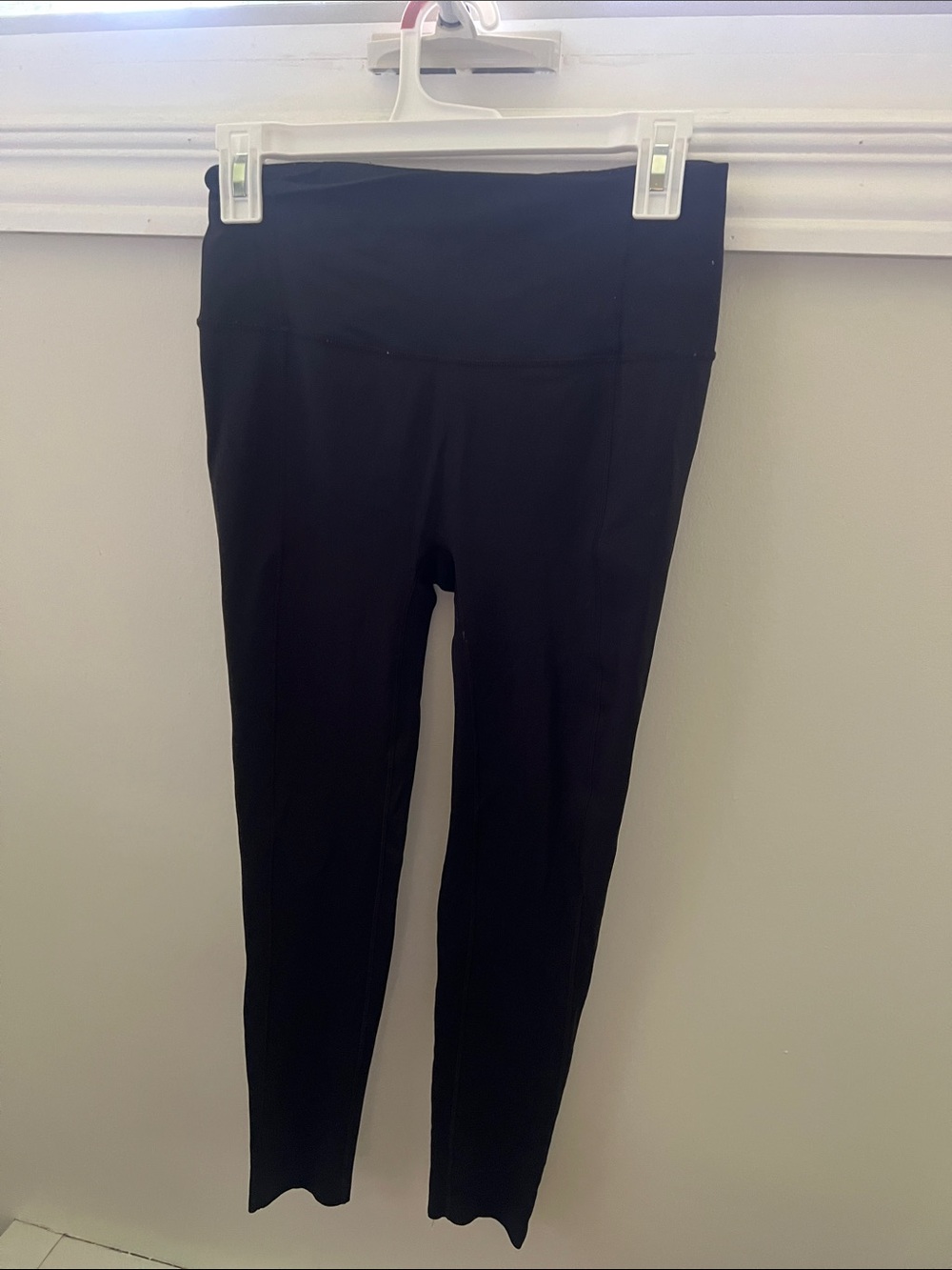 Women’s Black LULULEMON leggings